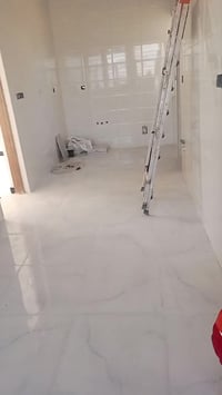 شقه للايجار بناء حديث ركن  طابق ثالث بغداد مدينة الصدر قطاع 26خلف بنان...