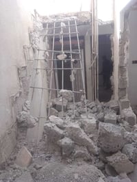 الي يحتاج عمال  تصفيط بادلو   تنظيف البيت من الانقاض  توزيع مواد داخل ...