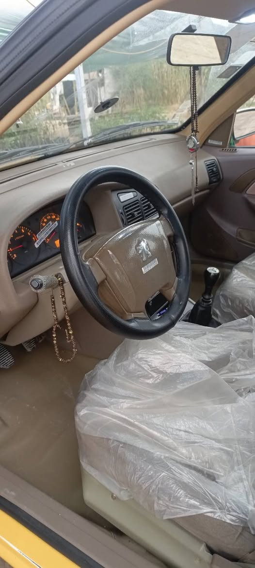 بيجو لميس موديل 15بسمي انكليزي بغداد سياره جديده مامتعوبه تخم تاير تبريد شغال امصفر  هيئه وغرامات السعر 55بيه مجال قليل غير متواجد ع الفيس***********
