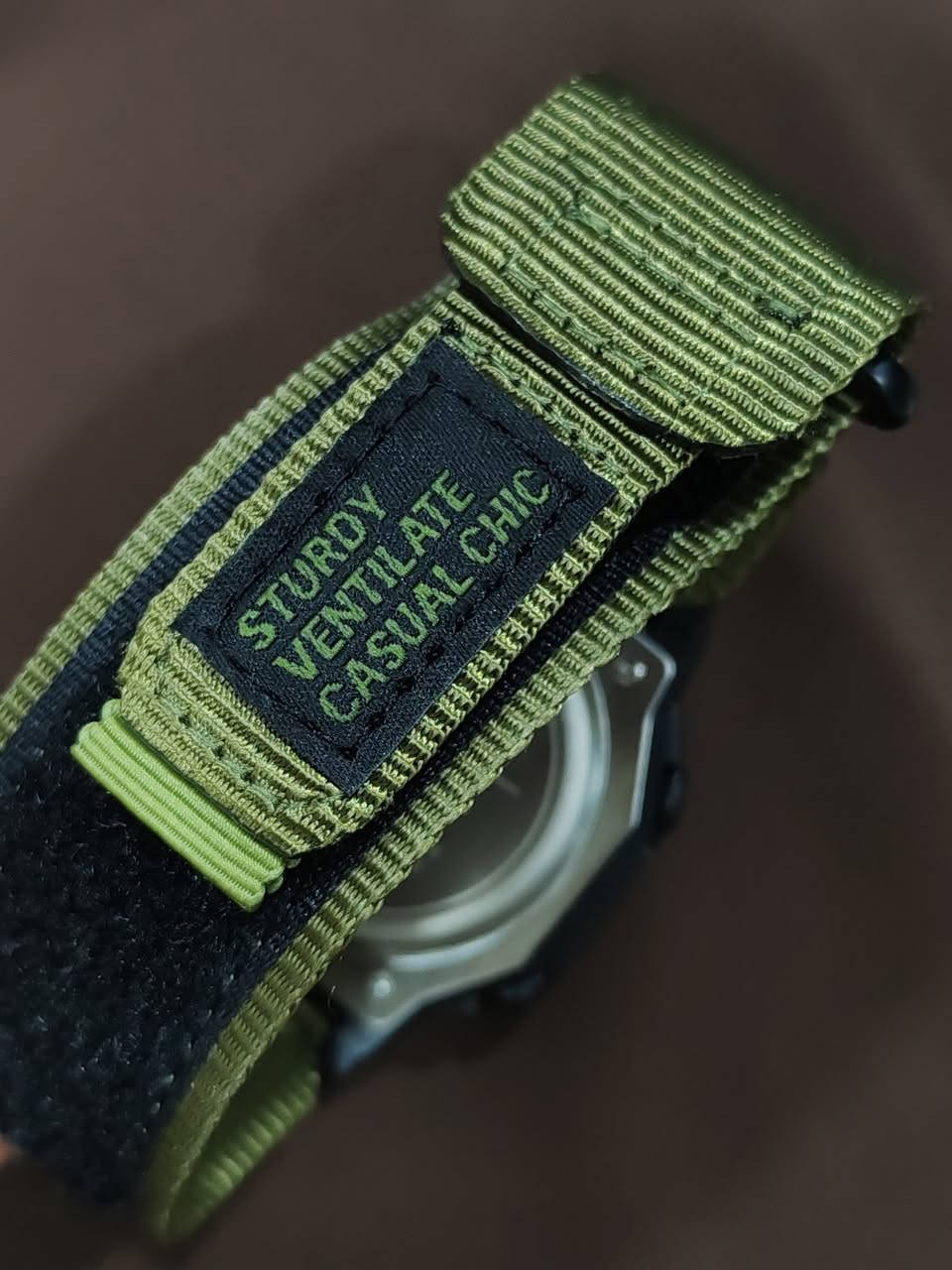 ساعة ماركة سكيمي skmei كلشي شغال نظافتها واضحة بالصور السعر ٣٥ الف مكاني بغداد و موجود توصيل


**إذا كنت صاحب هذا الإعلان وتريد حذفه لأي سبب، رجاءا أرسل رسالة إلى الدعم الفني**