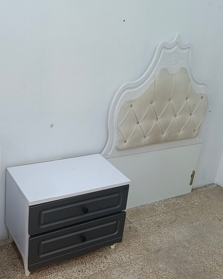 من معرض فهودي الدليمي غرفه تركي نفر شبابي 4 باب تتكون من 4 قطع النضافه 90%100 معا الشد والنقل مجاني داخل الموصل العنوان موصل سايدين القادسية الثانية قرب جامع علي بن أبي طالب معرض فهودي الدليمي للستفسار موبايل *********** اسيا ***********
