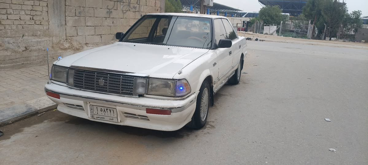 السلام عليكم هرتوب للبيع مديل 1991
مكينة 2ونص ديلكو 
سياره جاهزه 
مكفولة من كصه ونقل جثه والعيب الشرعي 
رقم نجف مداور شوكت ما يعجبك 
سياره احله من الصوره مال جناي 
***********
مكاني مشخاب السعر 
39
وبيها مجال
