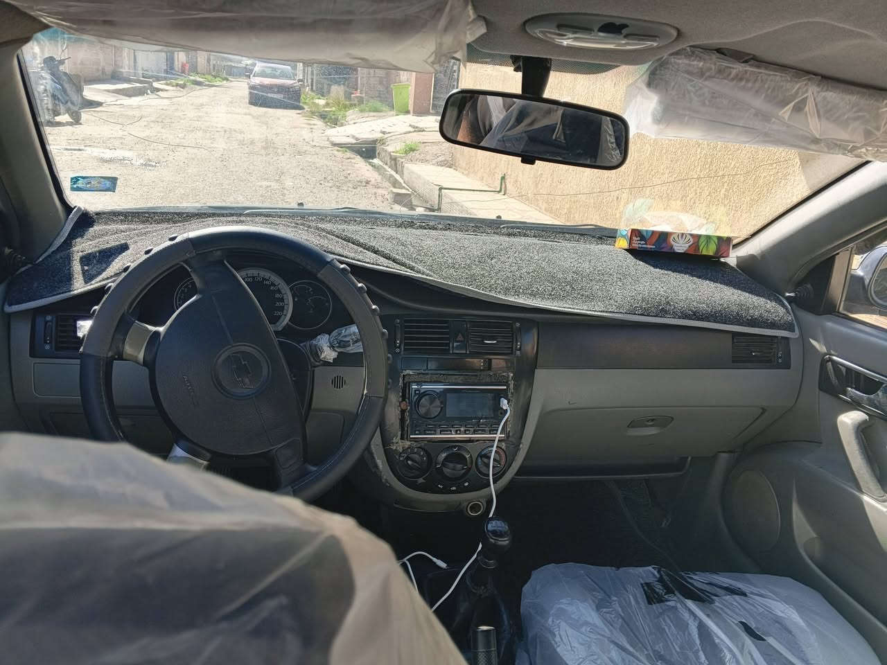 اوبترا موديل2005
كير عادي
مكينه وكير خير من الله 
رقم ديالى انكليزي 
هزه جديده
مصبوغه حزام بدون اي ضربه جماليه
مكان المقداديه
السعر 53بيهة مجال حك الجيه
***********
