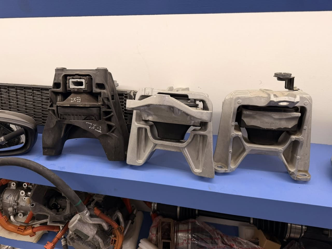 🚗مركز  المحترف بقطع غيار هوندا 🇯🇵
🔧 ثقتك الأولى بقطع الغيار الأصلية، التجارية، والتفصيخ لهوندا
العنوان الاعظمية شارع عمر بن عبد العزيز مقابيل صيدلية الباخرة 
***********
***********
