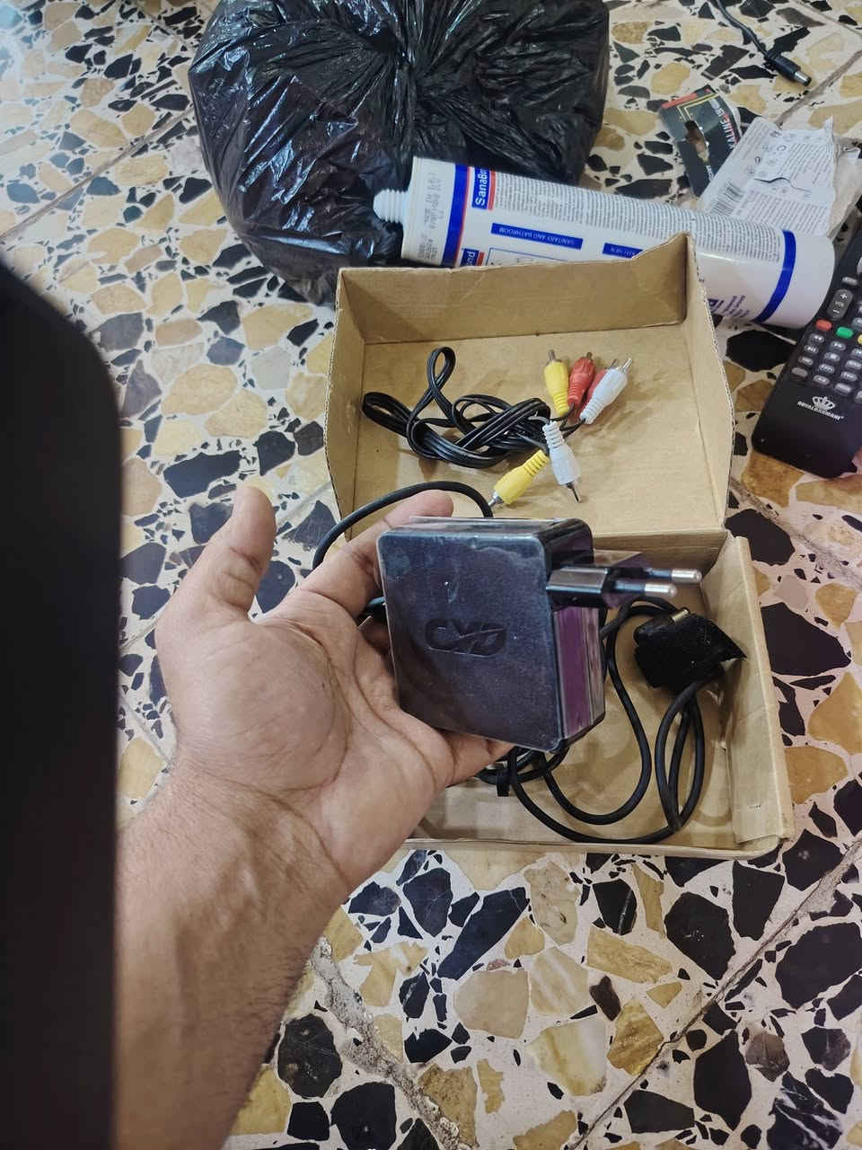 غراض للبيع
ستلايت HD
دريل مامشتغل ابد غراضه وياه جاهز 

محولة بلازمه الاصليه

ثلاجه كونكورد الاصلي شرط التجميد للبيع حجم كبير 

جيس طيحن للبيع مامفتوح

قاصه رمز سري ومفتاح وچوك تواصل خاص


**إذا كنت صاحب هذا الإعلان وتريد حذفه لأي سبب، رجاءا أرسل رسالة إلى الدعم الفني**