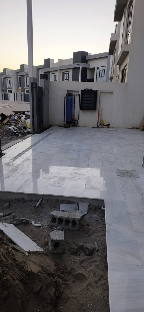 ارضيات رخام  موقع  مجمع الجوهره 
*********** اثير لسيراميك ومرمر
