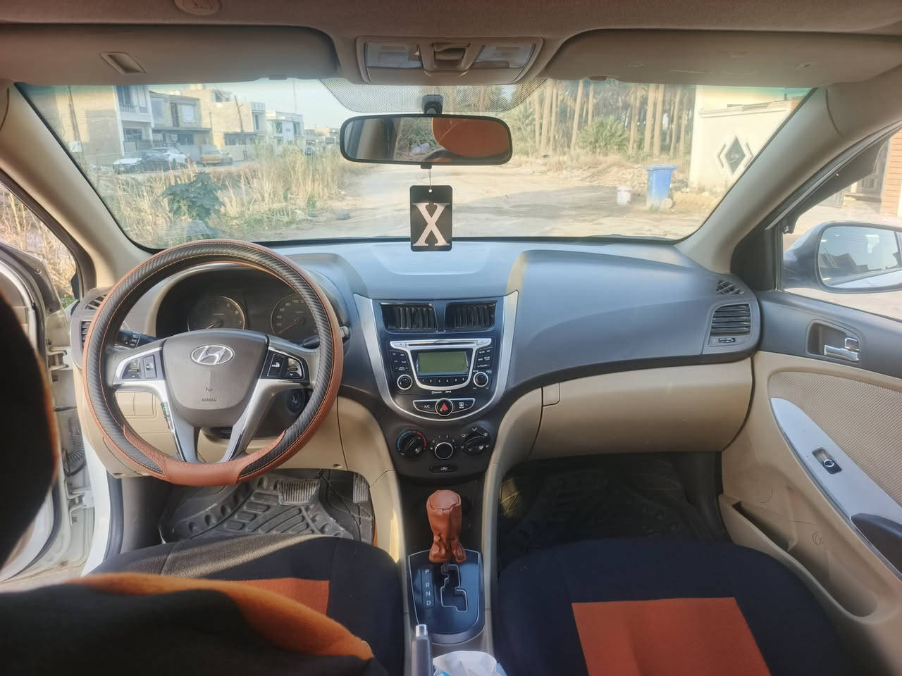 اكسنت 2012 رقم بغداد محرك وكيل مقفول ولكشر مبين بالصوره وسيارة باسمي وتحويل ثاني يوم ***********
