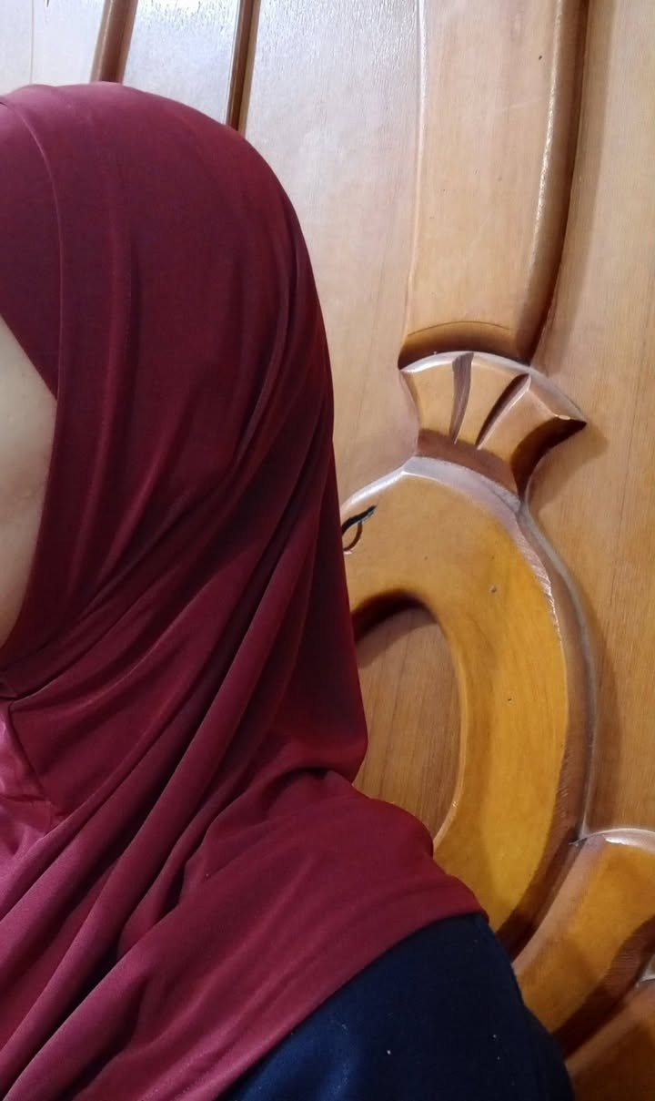 الراحة اللي بتستحقيها بلمسة ملكية! وفرنا لكم حجاب الأميرة بخامة الفيزون الليكرة الأصلي، المزيج المثالي بين الأناقة والعملية.

🌟 ليش تختاريه؟
خامة أصلية: ليكرة ناعمة، باردة، وما بتغير لونها ولا بتنمش.

راحة تامة: ثبات عالي بدون دبابيس، مثالي للدوام والطلعات السريعة.

قياس مثالي: مرونة عالية تناسب الجميع وتغطي الصدر بجمالية.

💰 العرض المتوفر:
🛍️ مفرد: لإطلالتك اليومية المتميزة.

📦 جملة: أسعار خاصة جداً للتجار وأصحاب المحلات.

الآن في "حجابات الروان".. الجودة الأصلية بين إيديكِ!


**إذا كنت صاحب هذا الإعلان وتريد حذفه لأي سبب، رجاءا أرسل رسالة إلى الدعم الفني**