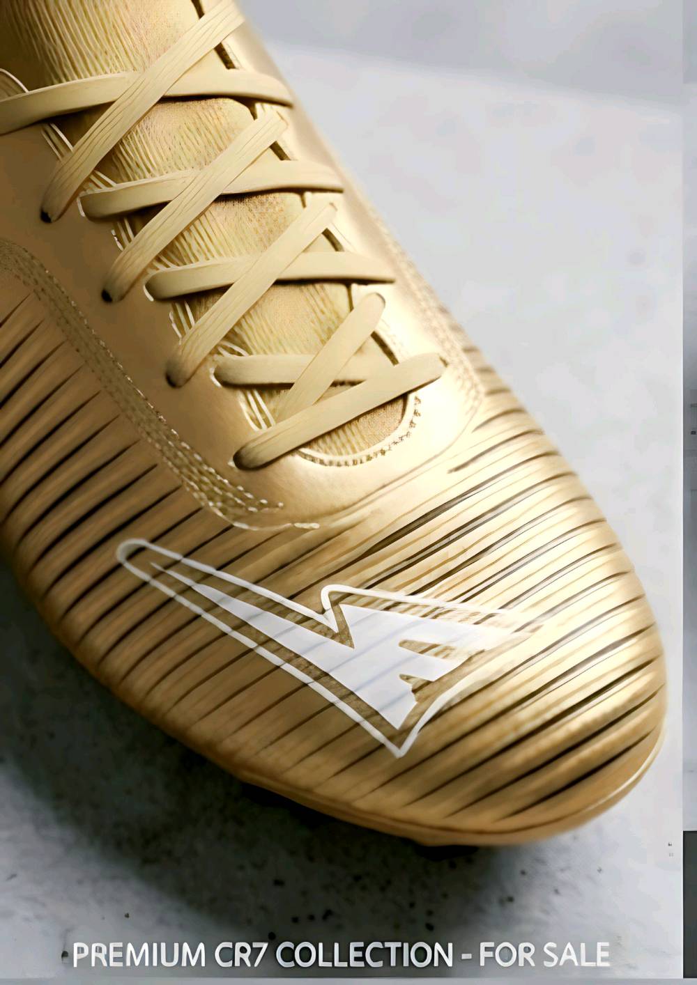 حذاء كرة قدم Premium CR7 Collection (للبيع)
​حذاء رياضي احترافي بتصميم عصري وأنيق باللون الذهبي المميز، مستوحى من سلسلة الدون رونالدو.
​المواصفات الأساسية:
​النوع: حذاء كرة قدم (بوت) برقبة عالية (جورب مدمج) لثبات وتوازن أفضل.
​اللون: ذهبي بالكامل مع شعار مميز على المقدمة.
​الحالة: جديد / بحالة ممتازة (حسب حالة حذائك الفصيلية).
​المميزات: خفيف الوزن، مرن،