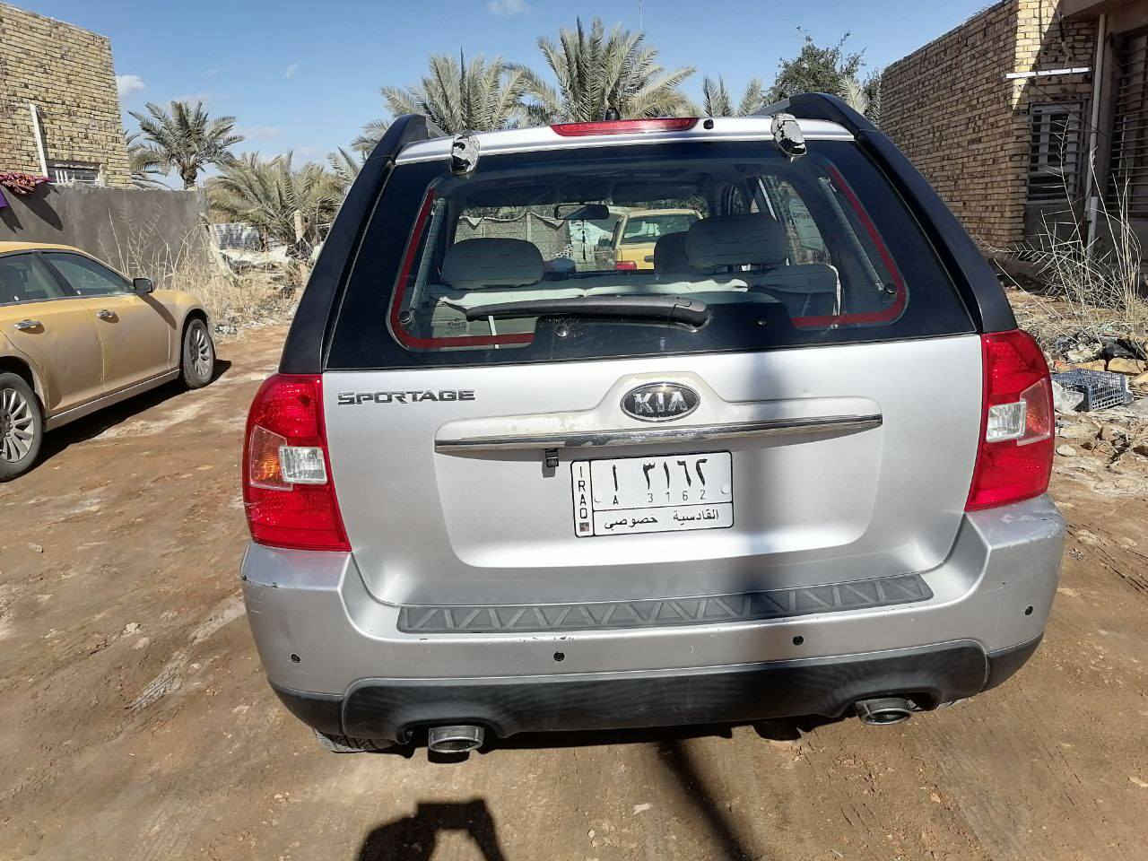 السلام عليكم
 سبورتج ٢٠٠٩ خليجي مكينه ٢٠٠٠ كير مكينه مكفولات تدفئه تبريد شغاله بيهة حادث تكم تصليح مصبوغات تخم تاير جديد سنويه ل٢٧ رقم قادسيه العنوان الديوانيه قرب الاقسام الداخليه للبنات بالعروبه الثانيه
الرقم لاي استفسار
***********
اي سوال علئ الرقم فقط
السعر96ورقة
