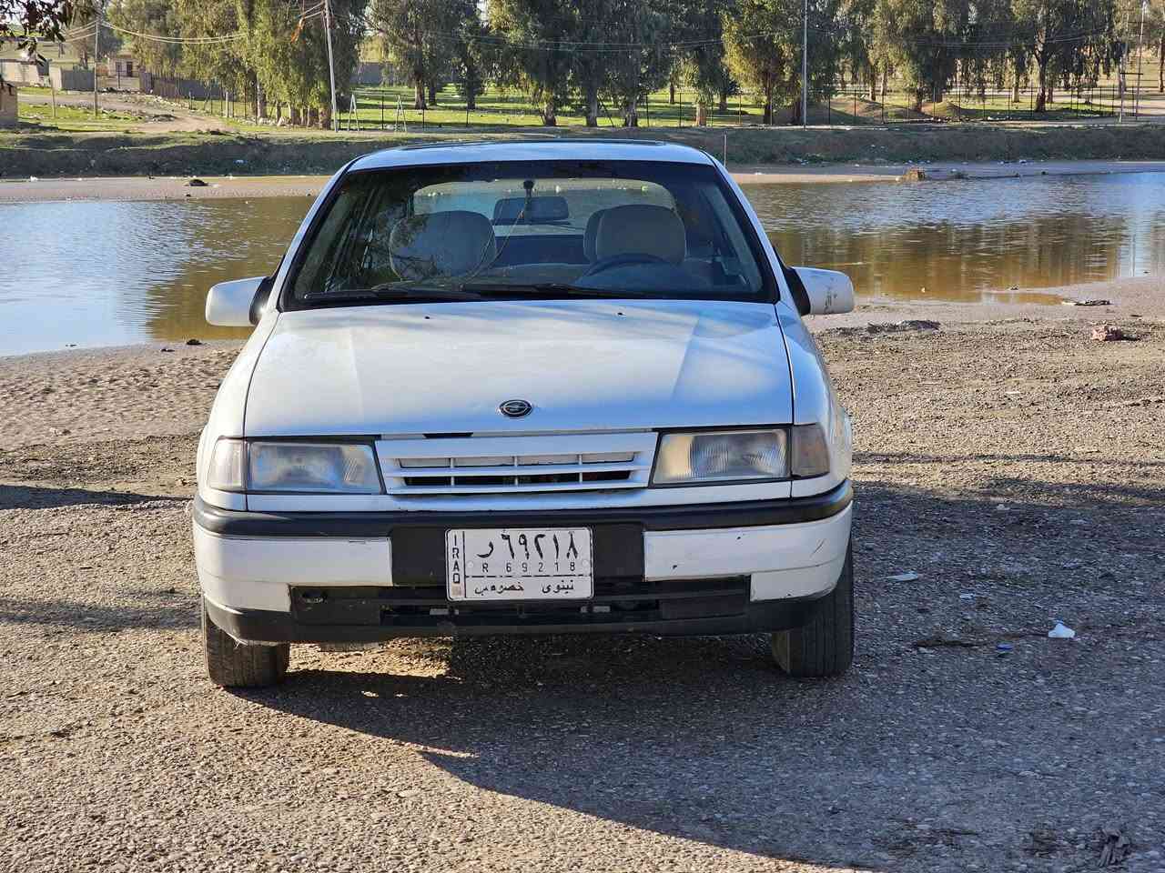 للبيع فقط 
سعر 42
اوبل فكترا موديل 92 جنطه
محرك حجم 18 المرغوب
كير عادي  
سلايت 
قفل مركزي 
ستيرن بور 
رقم نينوى ألماني شرط التحويل والوكاله 
كابون بنزين بيها ⛽️ 
🚫صبغ دواير خلف ودوسات مصلحين وجاملغ  امامي 🚫
السياره جاهزه 
العنوان موصل حي المحاربين 
للإستفسار الاتصال 
***********
***********
