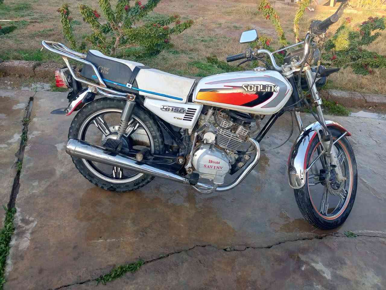 السلام عليكم
دراجة سيفان ٢٠٢٠  ٥ كير سعر ٤٢٥ وبيهه مجال مكاني شهربان
***********
