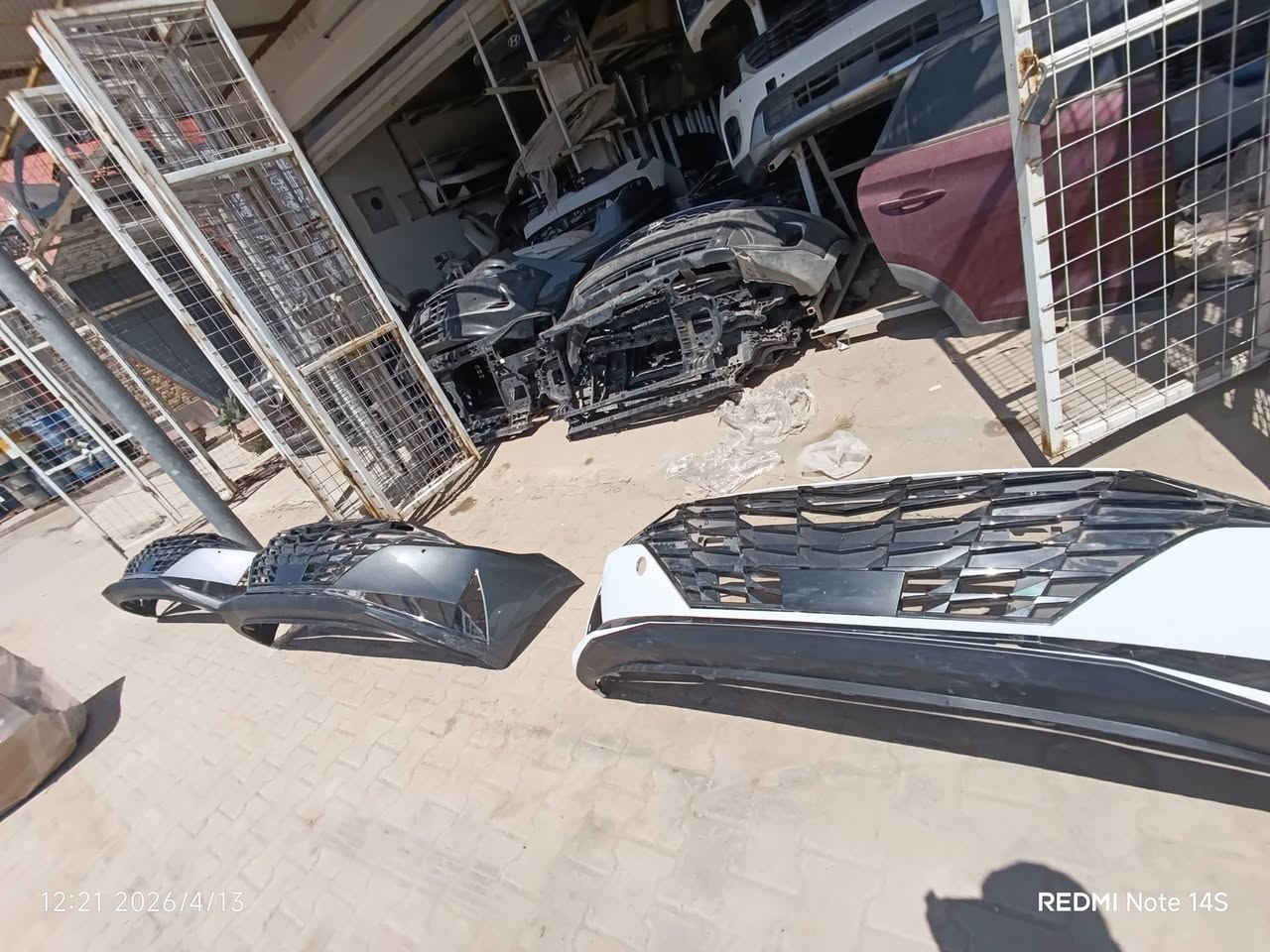دعامية النترا
ابيض 

سلفر 

فيلي 

سمنتي 

مديل 21-23 

بسعر مناسب جدا 

كامله نفس ما بالصوره 

للاستفسار ***********
