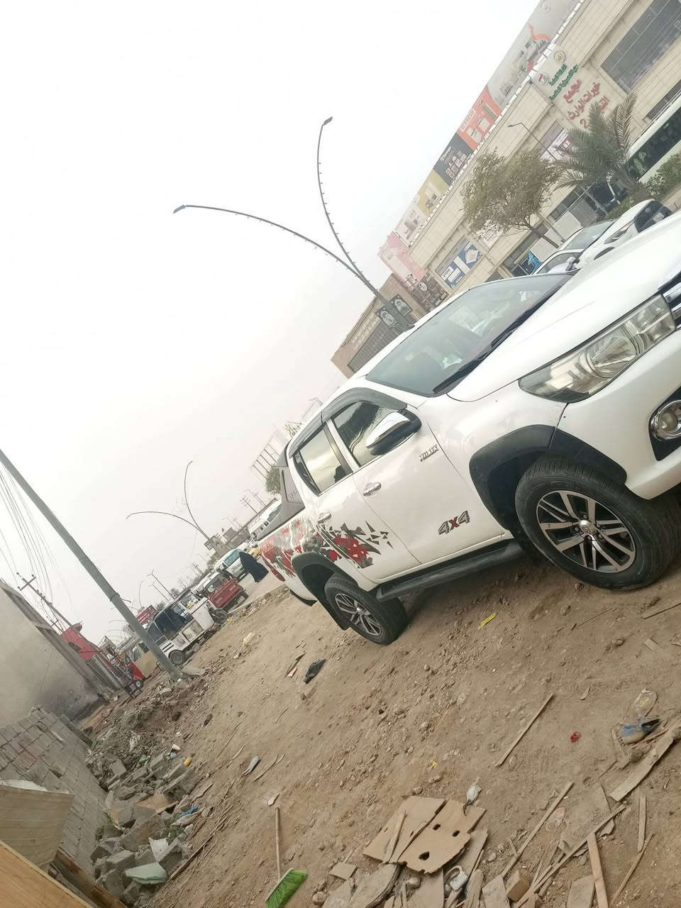 للبيع هايلوكس 2018 كاز كاز رقم اربيل الجديد عندي وكاله بسمي بيها صبغ نص بنيد وجاملغ بصمه فورويل فول مواصفات و بصمة ابواب ماشيه 220 للاستفسار ***********
