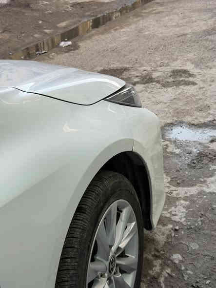 السلام عليكم كورولا 2023 شركه ساز  فول مواصفات عده الفتحه السياره بيها بارد باب الصدر والباقي موضح بالصور ماشيه 88 الف  السعر 175 للتواصل على الواتس اب ***********
