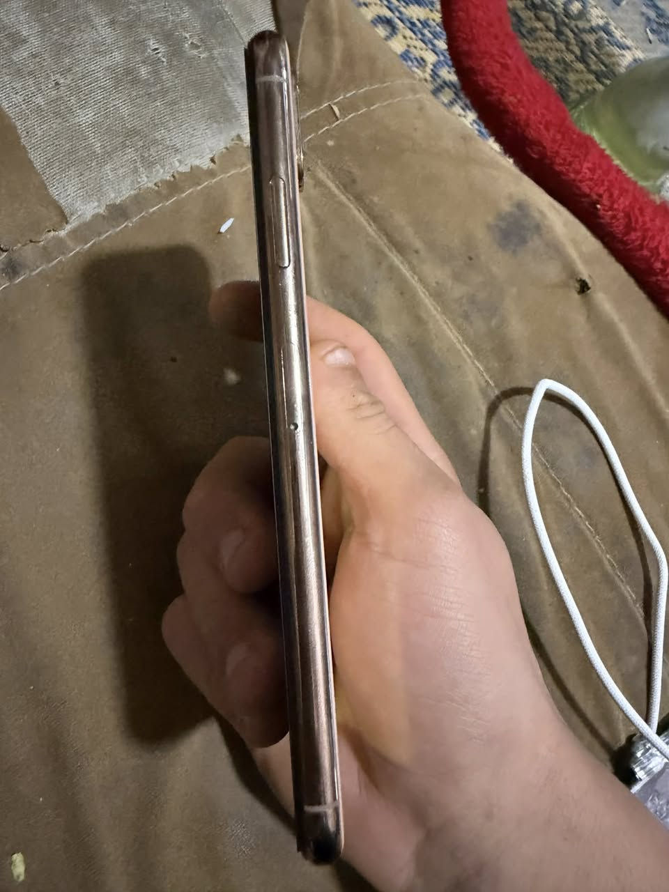 للبيع موبايل آيفون xs maxجهاز جديد كله بلاد ما مبدل بي آي شي ذاكره 64بطاريه 79بس شاشه بيهه طبع مثل ما موضح بل صور 
 شراي اتصل 0777710509
او مراوي ويه 11


**إذا كنت صاحب هذا الإعلان وتريد حذفه لأي سبب، رجاءا أرسل رسالة إلى الدعم الفني**