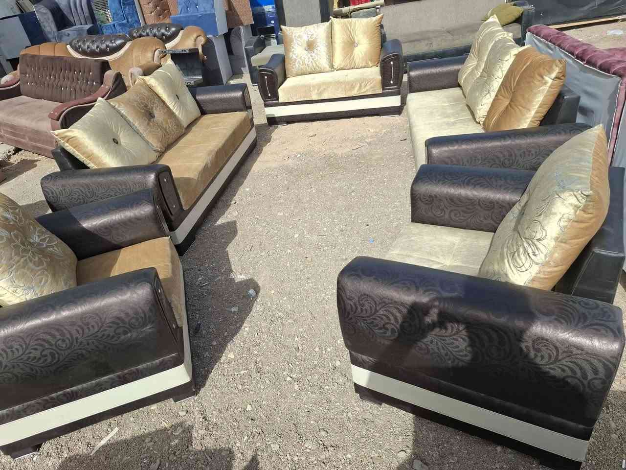 السلام عليكم
تم وصول حاوية تخم وغراض منزلية
 
جديدة و مستعملة بأسعار مناسبة جدا♥️

العنوان الحمزه الغربي ع لشارع لعام شارع لباشيه جنك طالع لسيطره بالقرب من مجمع بركات العباس للمفروشات مقابيل تيل14 مجمع ضرغام  ويوجد توصيل
***********
