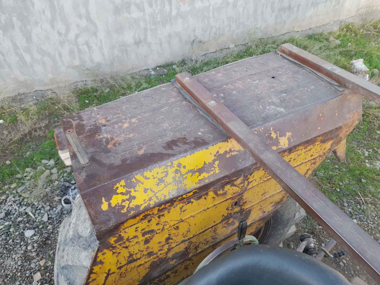 سلام علیکم عنتر مودیل ١٩٨٦
کامل تعمیر جدید جاهز لل شغل
***********
