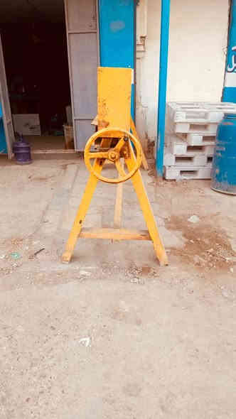 يتوفر للبيع معواجه جديد ومستعمل مترين و10 
***********
