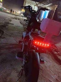 عندي دراجه شحن حجم 14 بصمه وسويج شاره يمنه يسره لايت عالي ناصي مسجل كي...