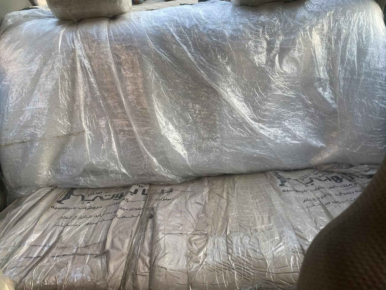 السلام عليكم بيج باص للبيع هيئه غرامات مصفره جيرو مكينه خير من الله السعر 25 ورقه بهاج المكان جسر ديالى منطقه العريفيه***********
