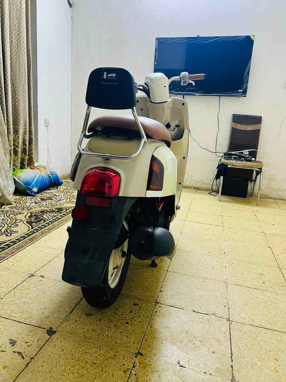 سلام عليكم ماكس بوليس البيع فول نضافه ختم واحد ويه المكينه***********🛵.
