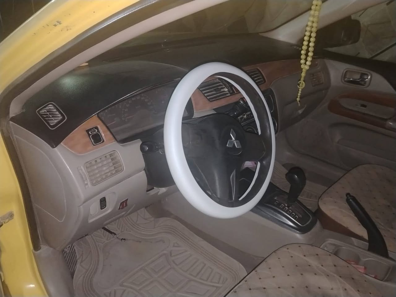 لانسر موديل 2009للبيع رقم كربلاء باسمي السيارة السعر 65وبيها مجال للاستفسار على  ***********
