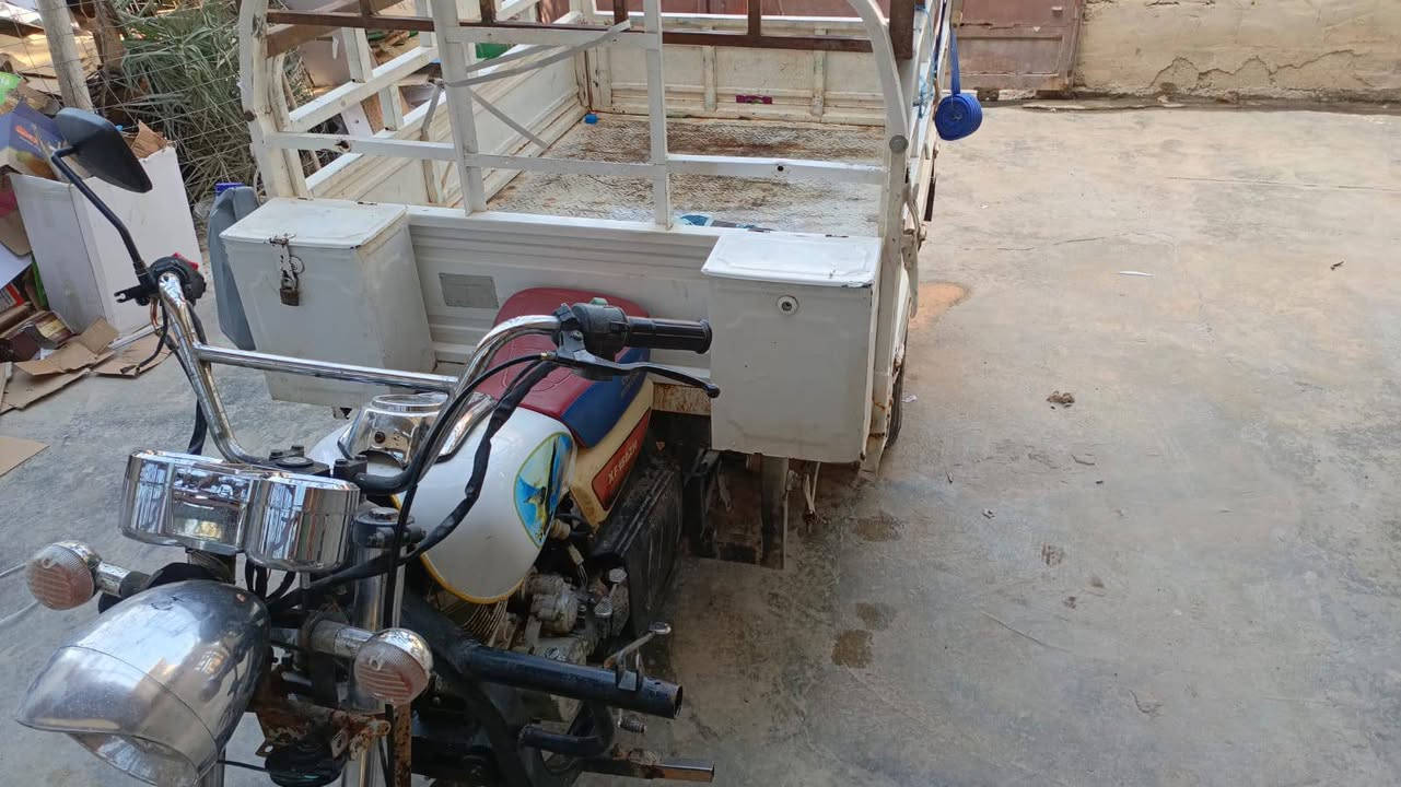 السلام عليكم ستوته للبيع
ب مليون وبيها مجال للشراي 
للاتصال ***********
