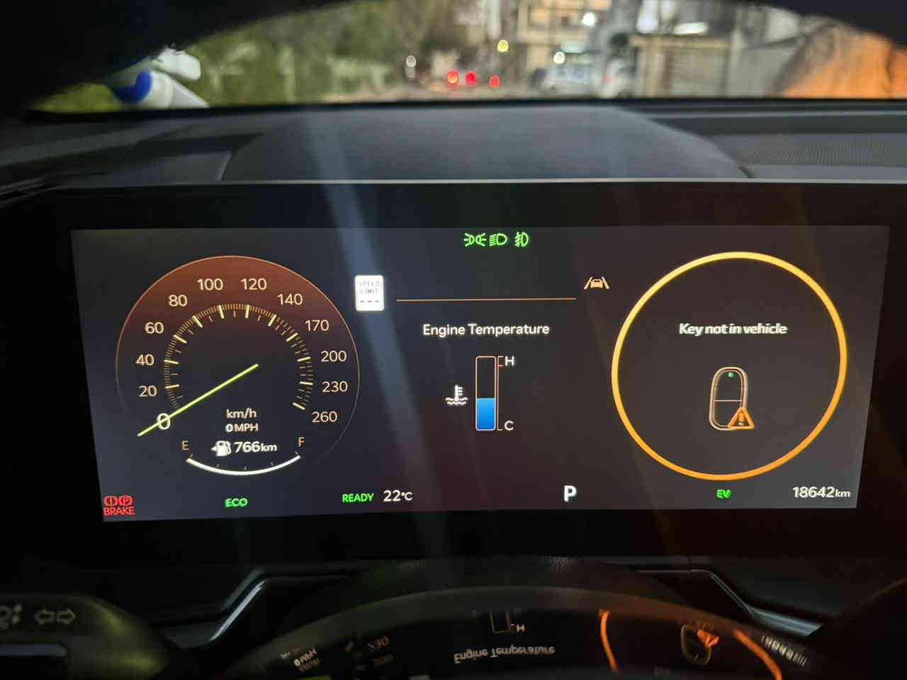 سورنتو هايبرد SXP فولل 2025
بانوراما 
گير ماوس
جلد أبيض اللون 
كامره 360 
شاشه كبيره 
كشنات كهرباء 
كشنات تدفئه وتبريد 
مقاعد vip بلاك اديشن 
ويل اسود مري سود اشاير مري 
بصمات جنطه شفط كهرباء 
بردات خلفيه 
تبريد خلفي فور ويل 
وضعيات قياده اربعه 
ماشيه 18 الف فقط 
رادارات جانبيه
رادارات اماميه 
تحديد المسارات 
سياقه اليه اوتو هولد 
ضرر جدا بسيط الجاملغ فقط فقط بدون ايرباك 
بيها بعد هوايه مواصفات 
السياره بأسمي تحويل مباشر
السعر 26 الف $
يعني 260 ورقه 
 للاتصال والأستفسار : ***********
