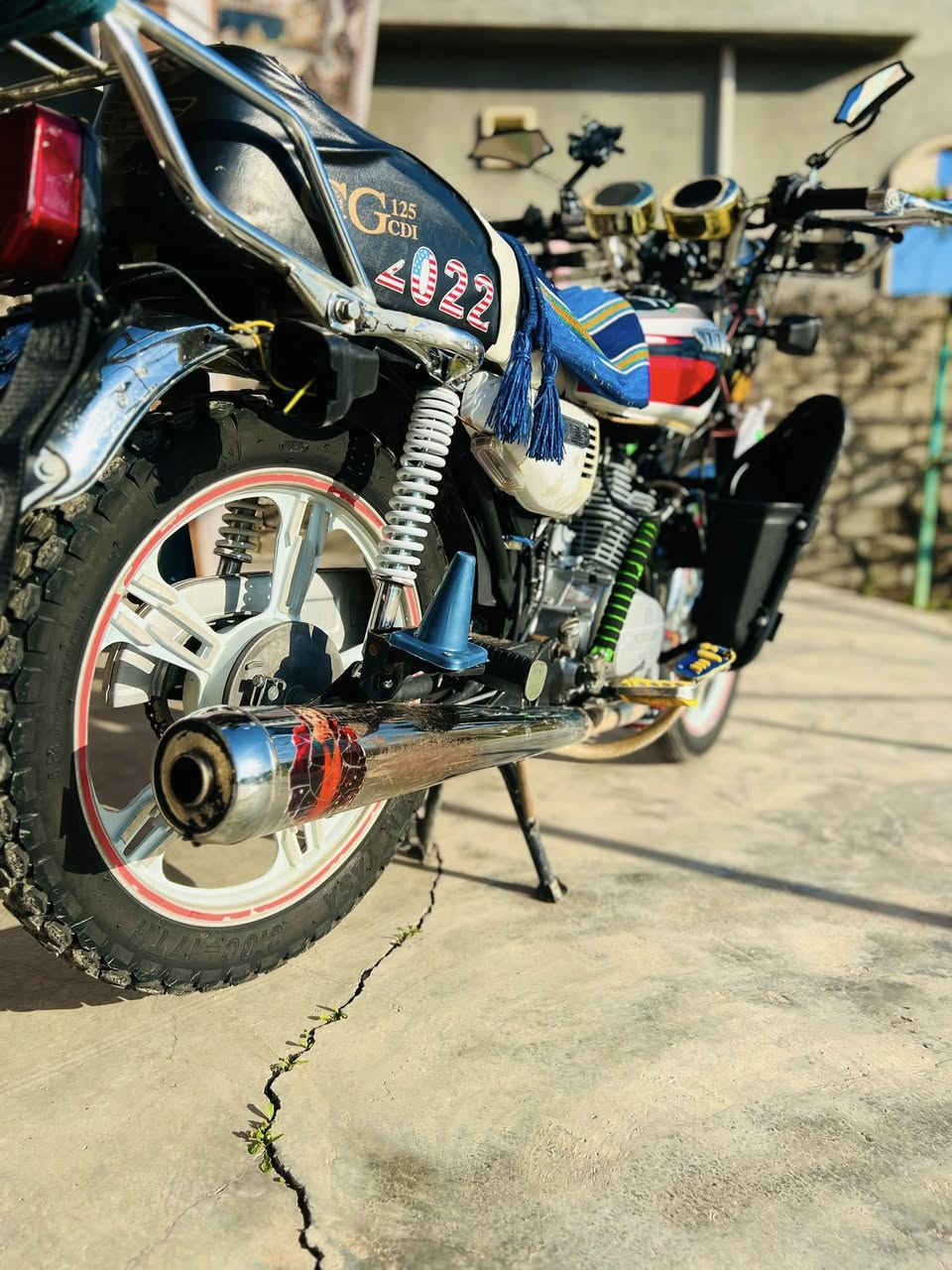 السلام عليكم مكلف بنشر❗️
دراجه سيفان 22نضافه فوول ماعايزها  شي شقل وطلع
صاحب الدراجه👇🏻
‭٠٧٧١ ٤٢٢ ٣٥١٣📞
