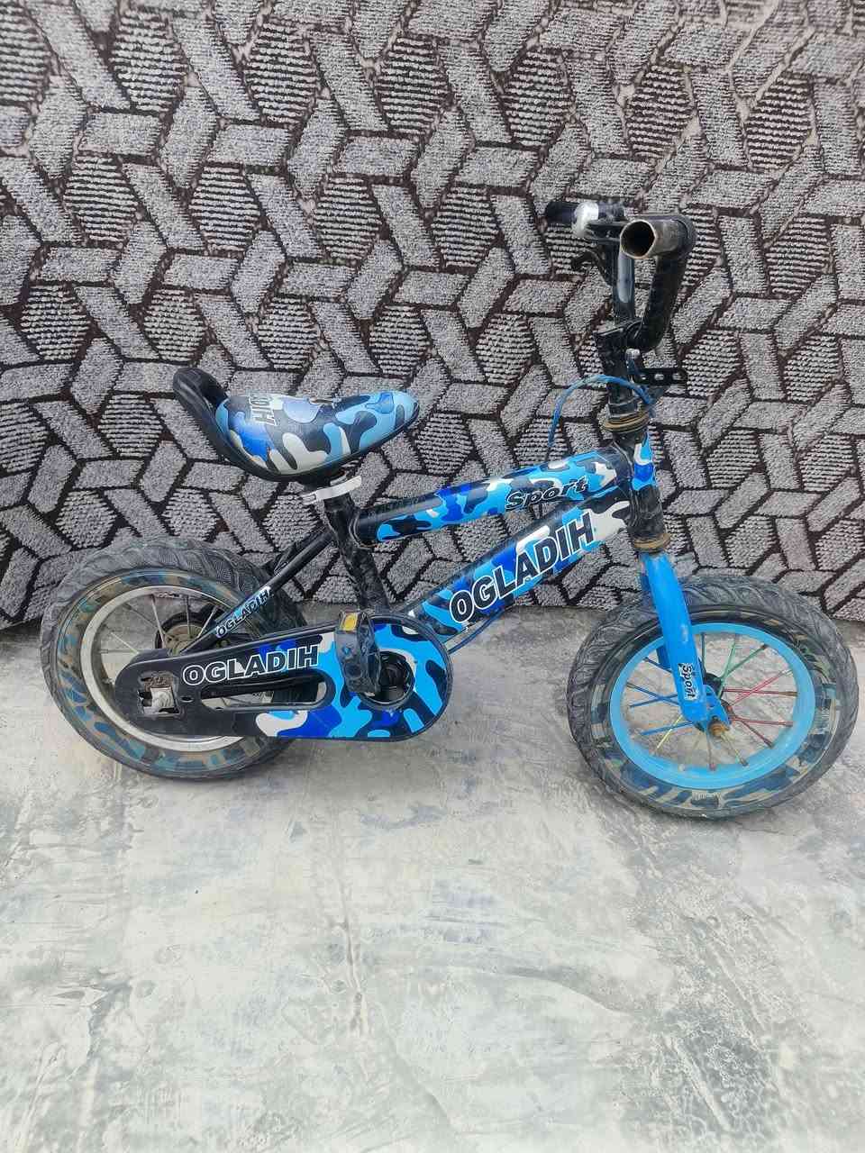 السلام عليكم بايسكلات للبيع مكاني حي العامل


**إذا كنت صاحب هذا الإعلان وتريد حذفه لأي سبب، رجاءا أرسل رسالة إلى الدعم الفني**