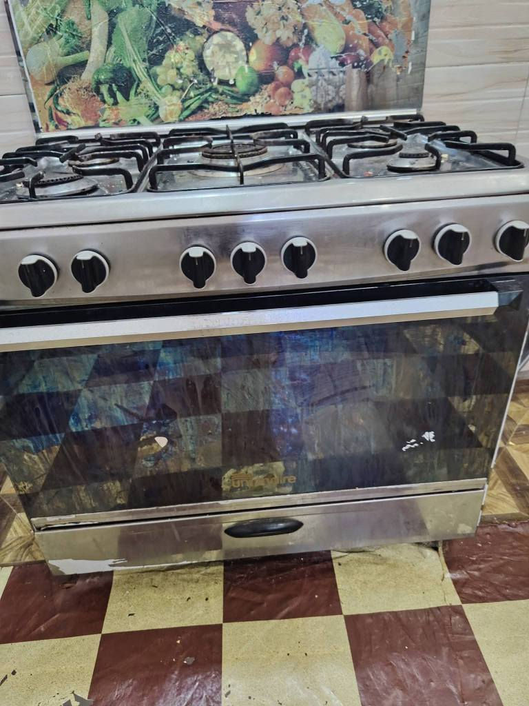 يوجد طباخ المصري الاصلي مستعمل الى البيع 150 مع المجال القليل اللي يحب يراسل او يتصل موجود في الطاقه 18 كربلاء *********** كربلاء, العراق
