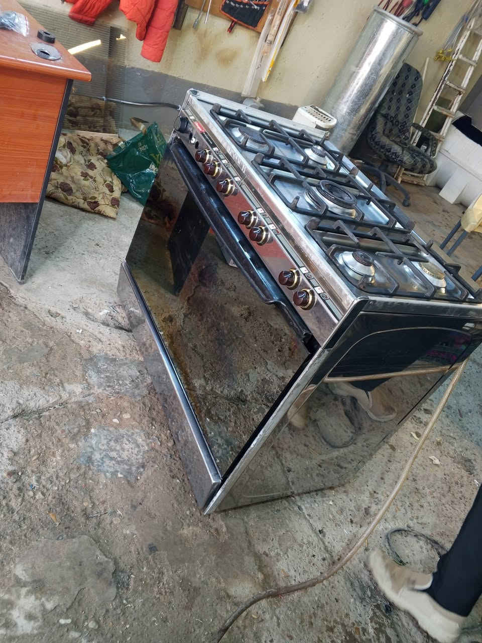 تعلن ورشه اربيل الفنية في تكريت انسب الأسعار تصليح طباخات صوبات غسالات عنوانه ميتيه فرع ماكولات كل يوم بل فرع زورونه ونسب الأسعار اخوكم صالح الفضيل  و برزان الكردي ***********
