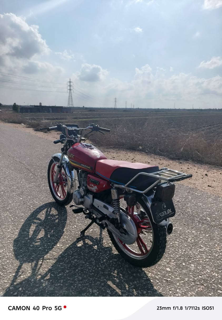 سلام عليكم سافان 5 كير دراجه للبيع مابيه لا تنقيص ولا تبخير كهربائيات كله شغاله سلف شغال موديل 23 اوراق اصولي للاستفسار *********** مكان المحاويل
