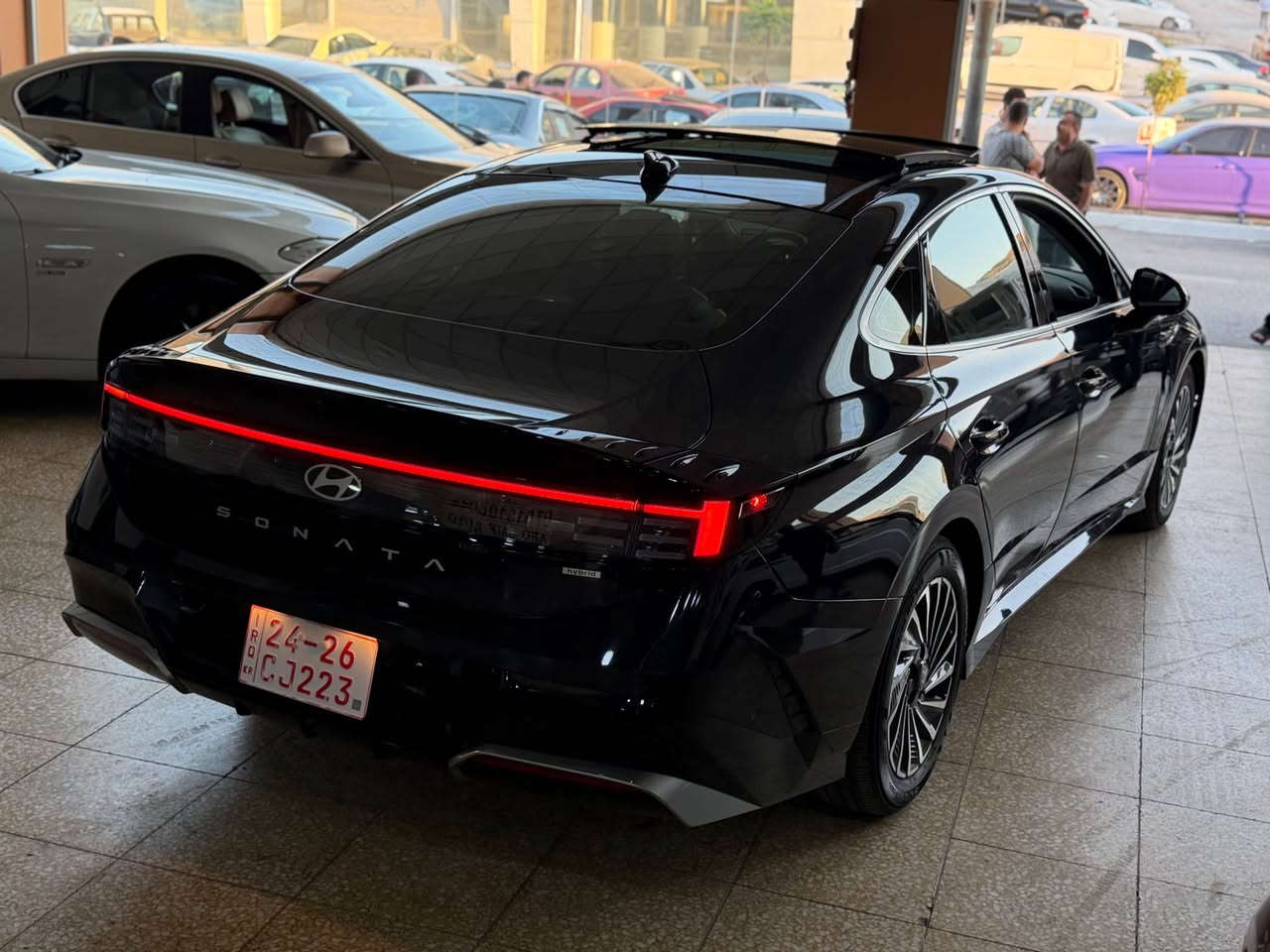 2025 HYUNDAI SONATA, 
HYBRID LIMITED
فول فول هايبرد
بانوراما شاشه . ٨ كاميره ٣٦٠
١٨سماعات boss
٣مود يكو نورمال سبورت
كوشنات خزن و هئر و تبريد 
يعنى فوووووووووووووووول
سياره بدون ضرر بدون صبخ فقط نص بولند تعديل
مكان سياره دهوك
سعر ٢١٥ورقه ومجال   
***********☎️ دهوك, العراق
