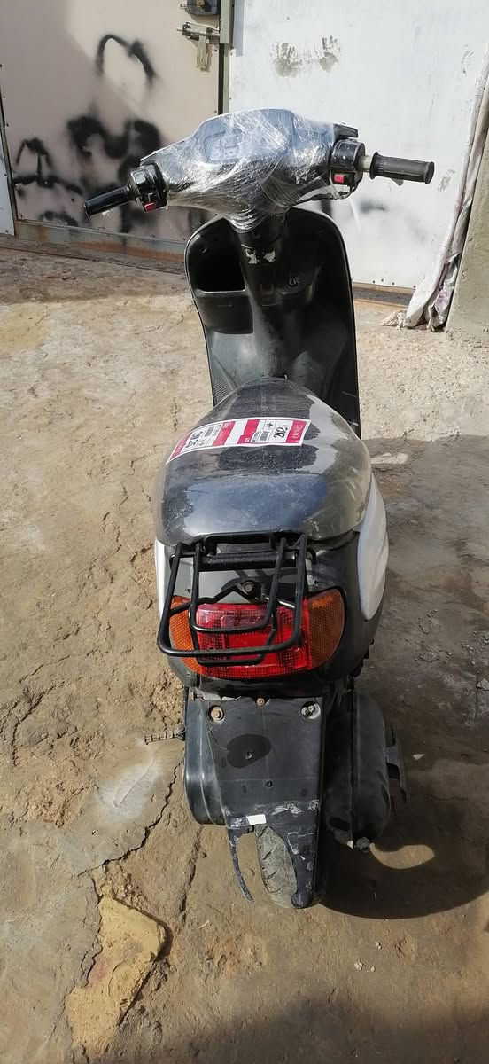 سلام عليكم دراجة منغولي ياباني للبيع دراجة جاهزة من كلشي مناقصة فقط سلف عوزة باتري كهربئيات كلة شغالة نهضة تشك الكاع كفرات كلة بلادي دراجة مفتوحه
السعر 280 وبية مجال  مكاني الرميثة
الاستفسار *********** بي وتساب
