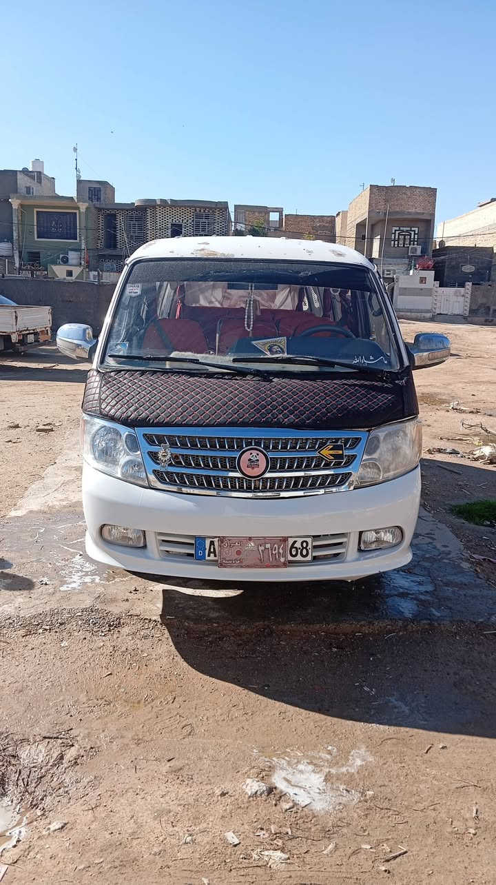 البيع او مروس فتون 2009
كير محرك جداد محرك قبق اصفر 

سيره مصفره هيه وغرامت خطه عسكري كبل 

رعيه يريد مداور كبل مداور سيره ما بيه طخه بل بجم خفيفه ما وصله الكلشي تجي تفحص وتشوف بيعنك غرفه جديد سيره حداديه 60/بل100 تيرت نضاف سيره مل شغل تاخذه كبل الشغل كهربائيات كله شغل عارضه دمام سمعات 

كله شغل وجديد سعره 36وبيه مجل مكانه نجف ***********متوجد خاص
