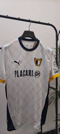 ملابس رياضية • خامة جلاتين • توصيل مجاني