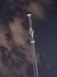 برج • دش ٣٠/٢٦ • عاكس بطارية