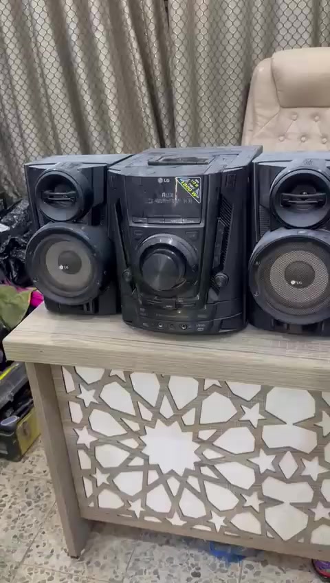 مسجلين أل جي وبناسونك محورات بلوتوث  سعر الواحد 40 ألف بيهن ضرر صبغ رش قليل يوجد توصيل


**إذا كنت صاحب هذا الإعلان وتريد حذفه لأي سبب، رجاءا أرسل رسالة إلى الدعم الفني**