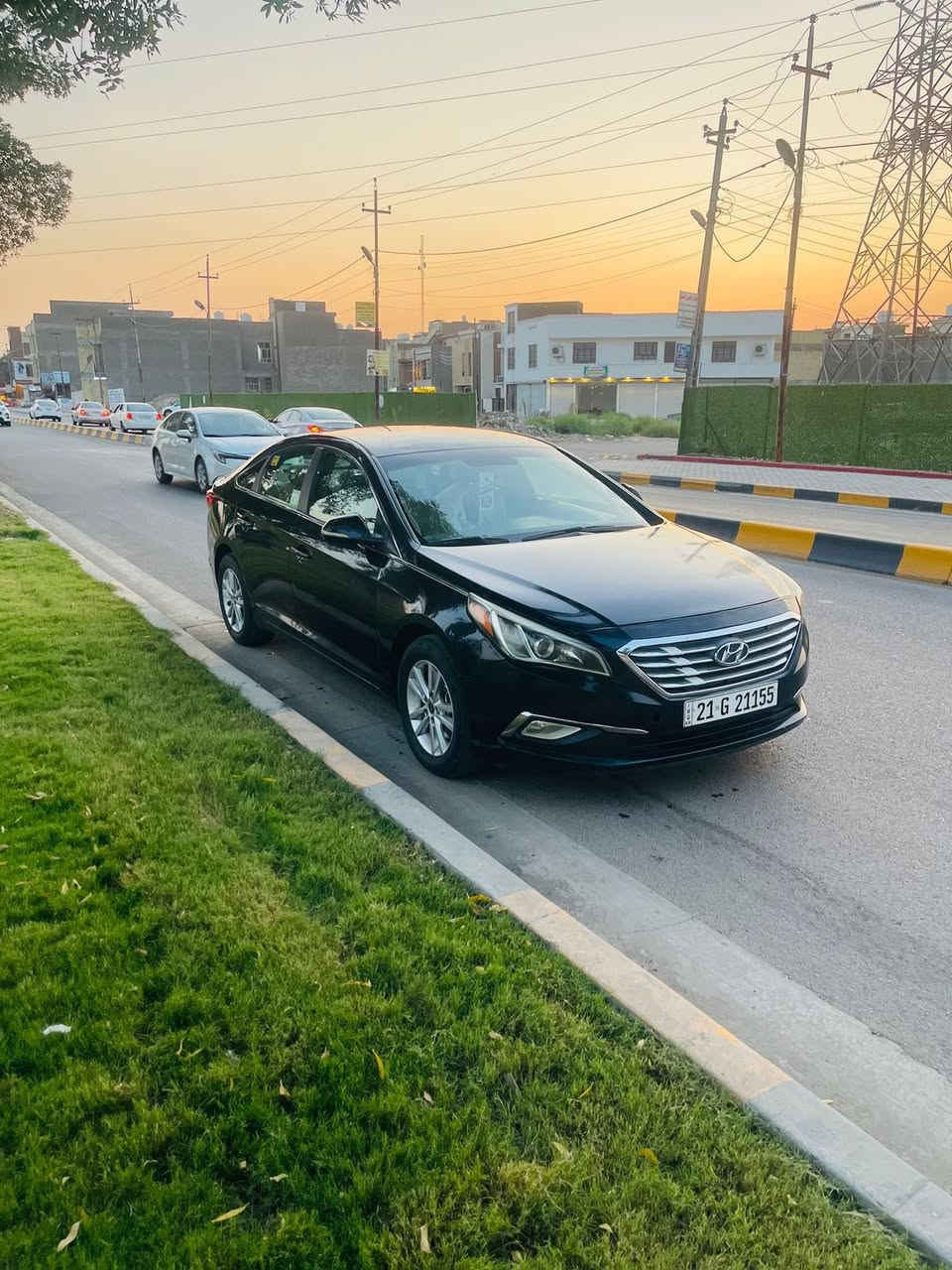 السلام عليكم من رخصت الادمن سونات للبيع موديل 2016 رقم سليمانية باسمي مميز حادثها بموضح بالصور مال امريكا بالعراق بيها قطعتين جاملغ خلفي ورة السايق وجاملغ امامي عكس السايق السيارة نقصها تبريد ودبلات خلفيه والشاشه السعر 105 وبيها محال حك الجيه مستعجل بالبيع مكانها بغداد الدورة موضح كل شي رقمي ***********
