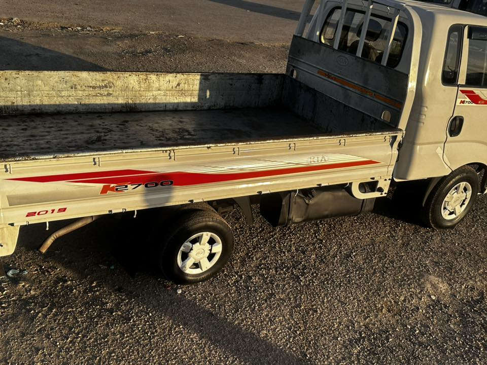 كيه موديل ٢٠٠٩ /٢٧٠٠ بغداد 
مكينه كير اكسن شاصي  مكفولات ضربه كص كله مكفول 
دوشمه تخم تاير كله نضيف مكينه لاتنقص ولا تبخر 
العنوان العبيدي شارع عشرين  (‭٠٧٧٥ ٠٣٨ ٧٩٥١‬)
