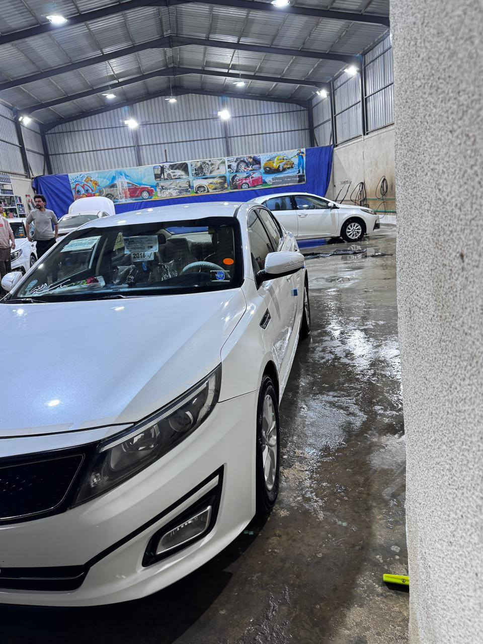 سلام عليكم
اوبتيماه ١٦خلجي كفاله.. 

مكينه ٢٠٠٠ سياره جهازه من كلشي

حداديه كير مكينه تبريد كامله

السعر ١٥٥وبيه مجال بصيط الشراي

الاستفسار على الرقم ***********
