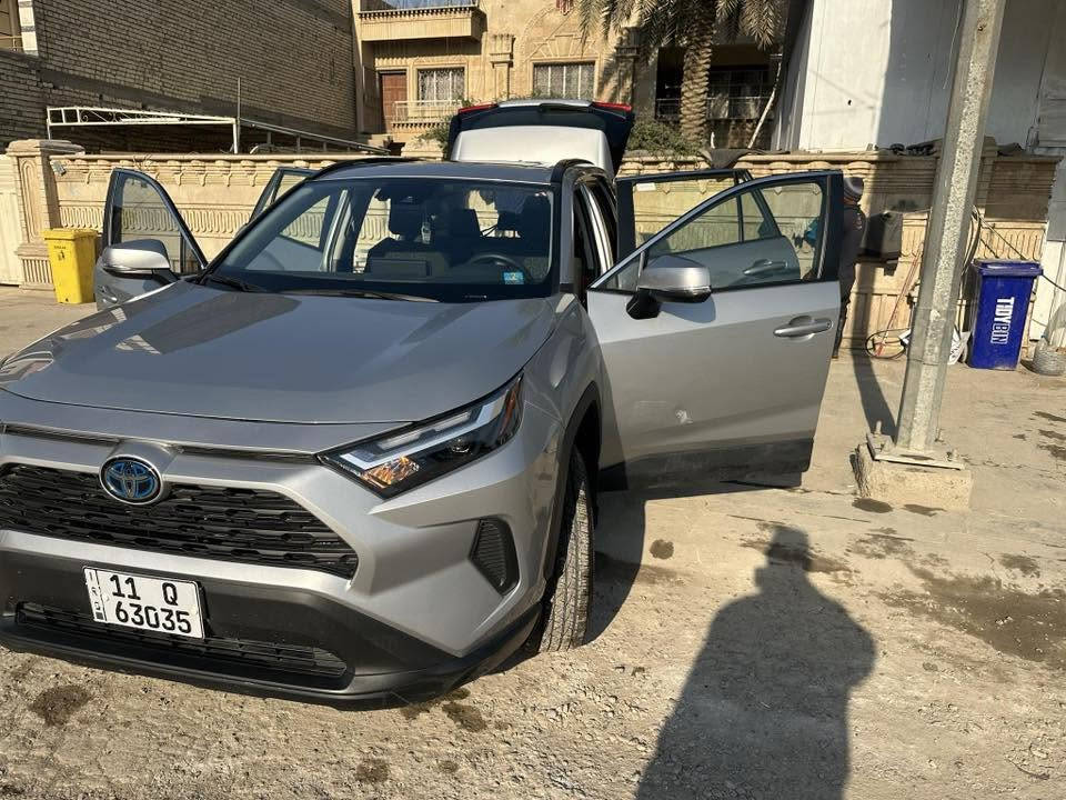 للبيع او مرواس حسب القناعه راف فور xle 2024 سلفر  وارد كندي ياباني اصلي
1-بصمه
2- فتحه 
3- كشنات تدفئه 
4- كشن السايق كهرباء 
5- كاميرا خلفيه دواره 
6- صندوق كهرباء 
7- رادر 
8 - نقطه عمياء
9- اوتو ستوب 
10- اوتو هولد 
11- هاند بريك بصمه 
12 - لايتات LED
13- حساسات خلفيه
14- اشاير بالمري 
السياره مبدل بيها باب خلف السائق اصلي نفس اللون 
وجاملغ وصندوق مصلح بارد مع صبغ جزء من الصندوق بدون ايرباك 

مرقم جاهز بغداد

***********
