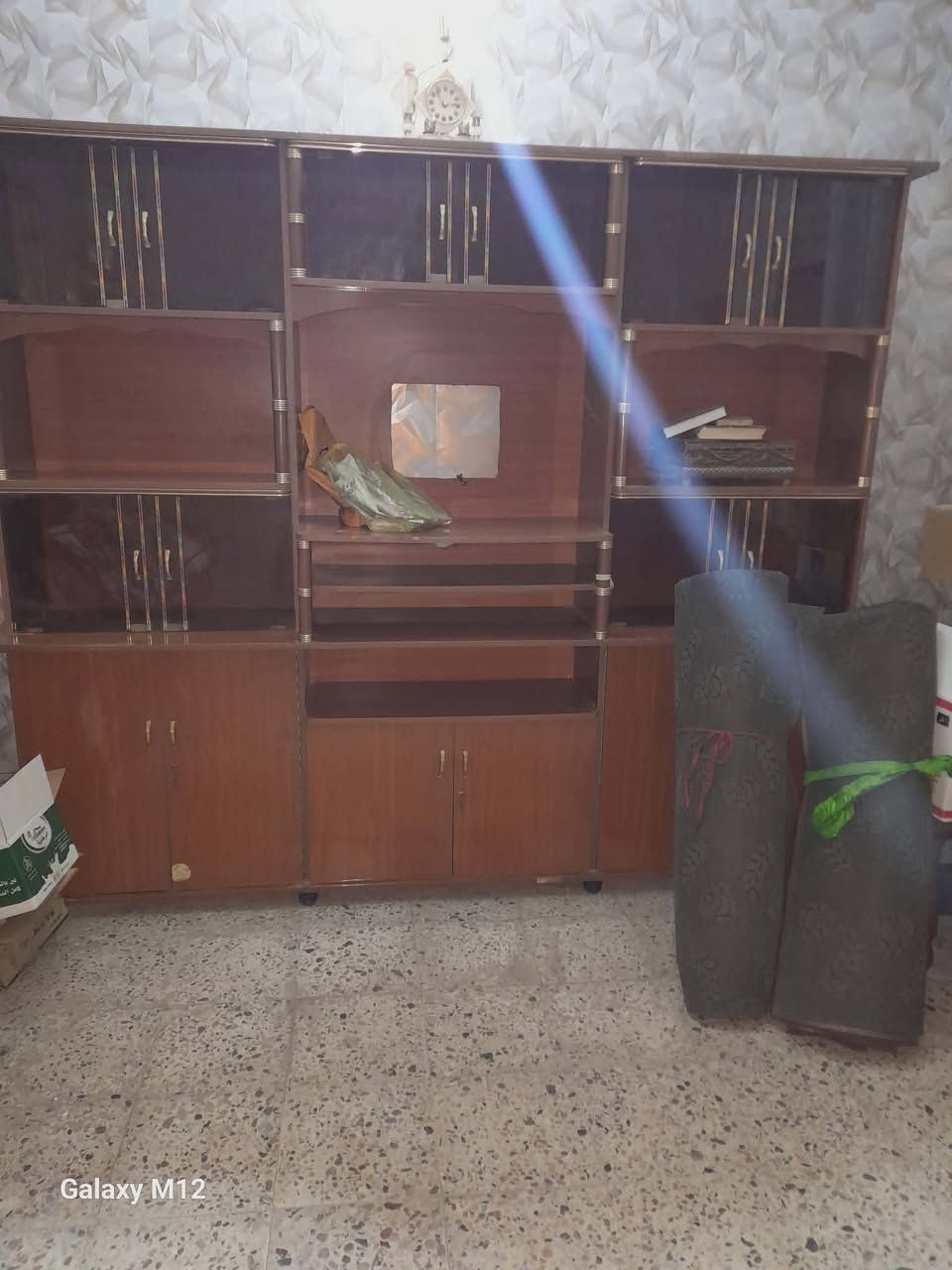 غراض للبيع 
الاتصال

0773 770 6810
