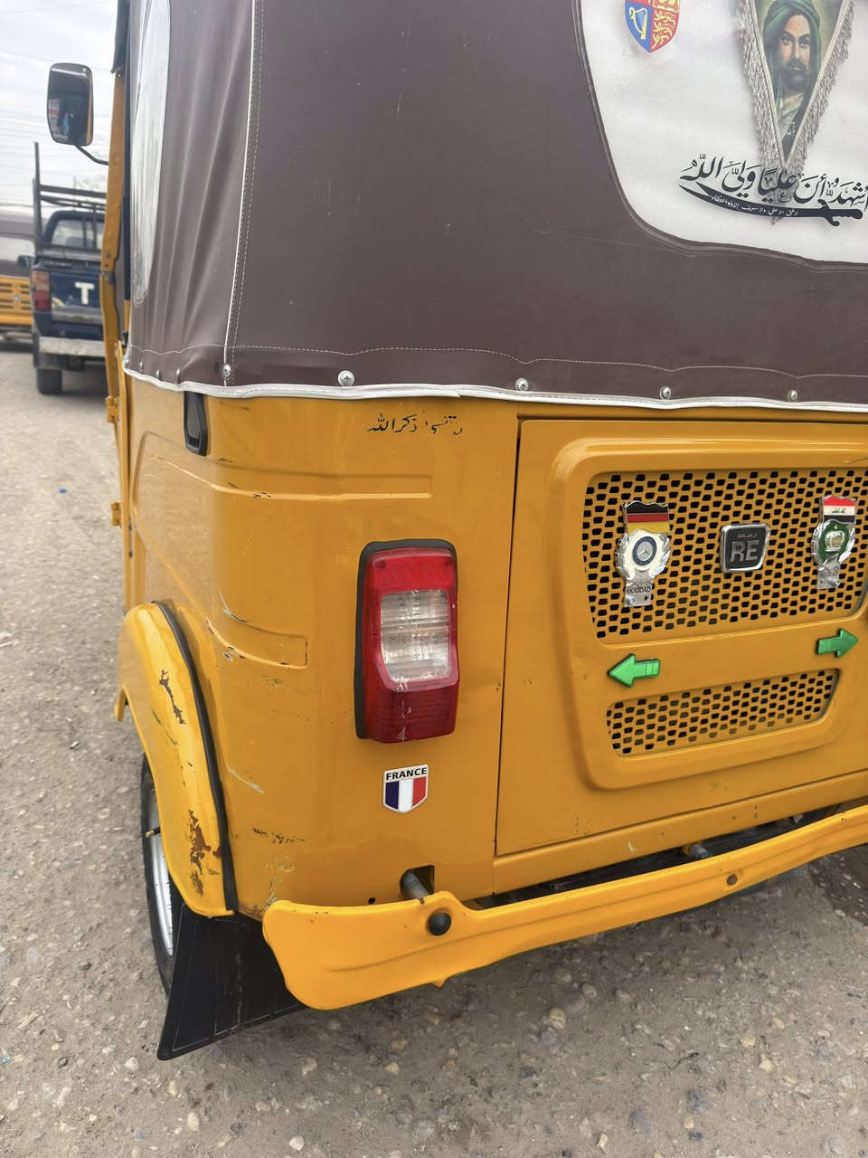 سلام عليكم تكتك 2021
بسمي تحويل ثاني يوم 
تكتك جاهزة علا أيدي ماتطب عليهة ربع كبل للشارع 
وضربته موضحة كدامك ب صورة بل لغد  
لاستفسار ***********
