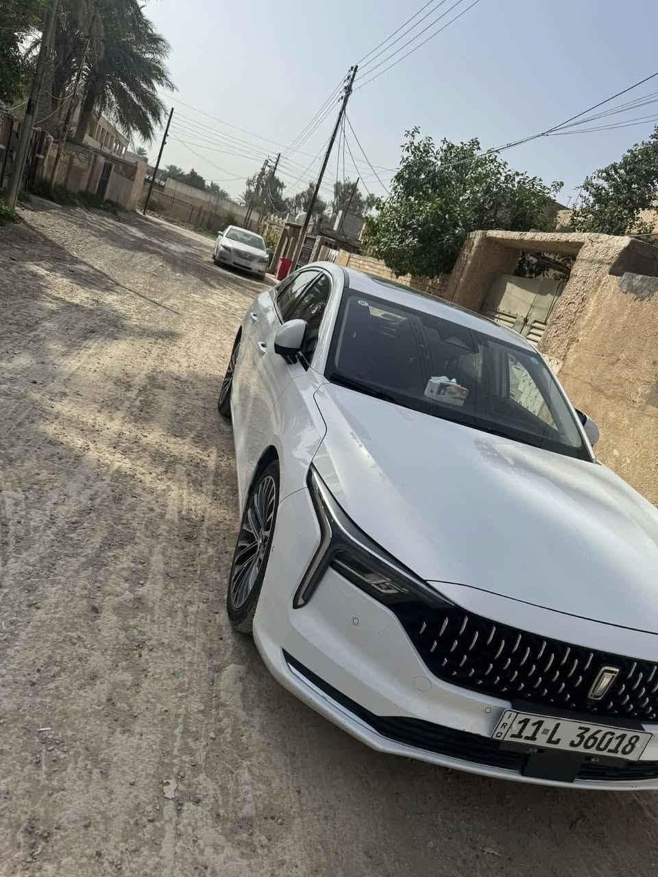 السلام عليكم سيارة B70 للبيع فول موصفات السعر 150 وبيهه مجال مكان السيارة بغداد اي استفسار هاذ ارقم ***********
