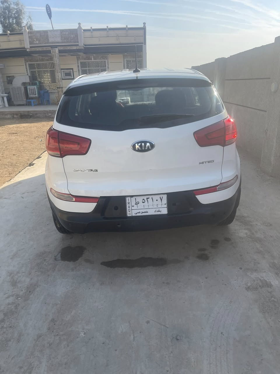 سلام عليكم كيا سبورتج للبيع موديل 2016 وارد امريكي  تحويل ثاني يوم رقم بغداد ***********//***********
