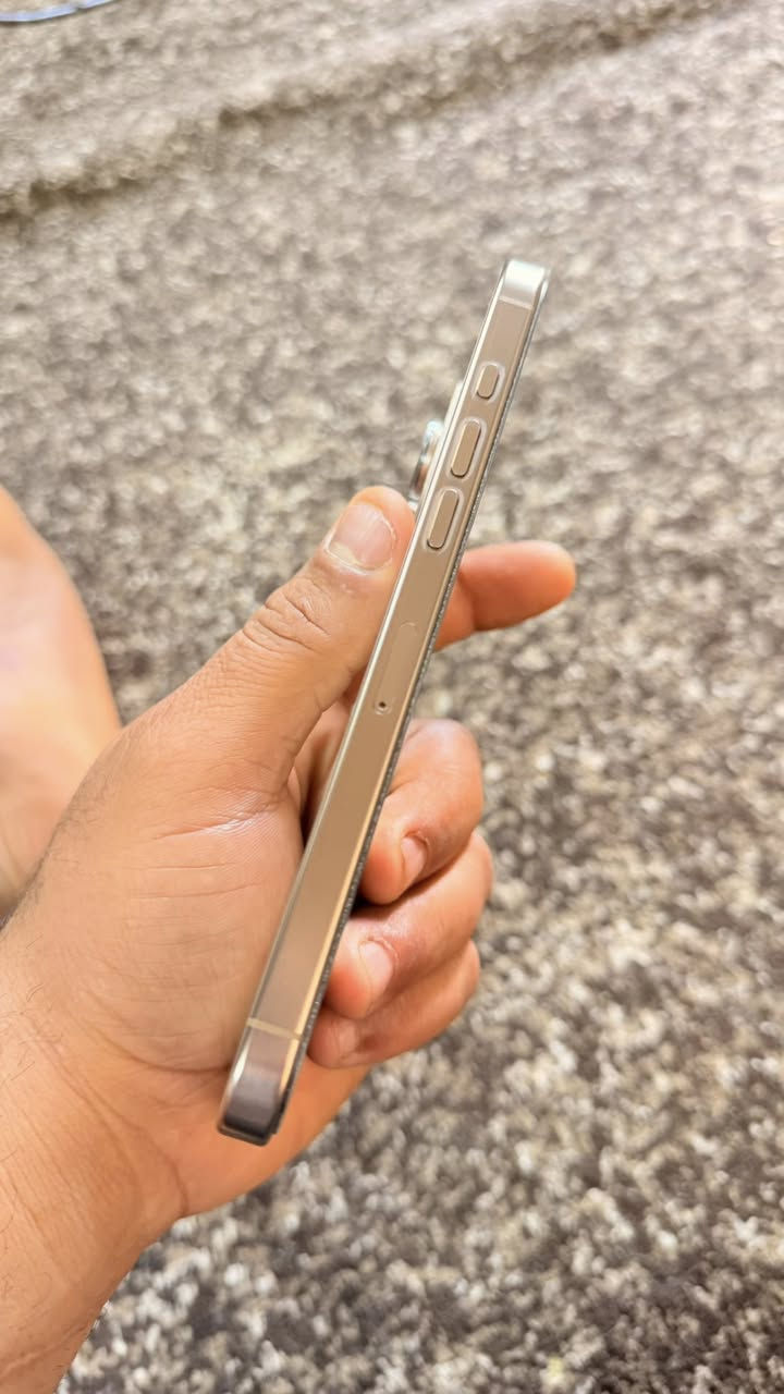 السلام عليكم ١٦ برو ماكس نضافه ١٠٠ الباتري ١٠٠ دورات شحن ١٨٠ دوره غراض كامل سعر ١٤٢٥ رقمي ***********
