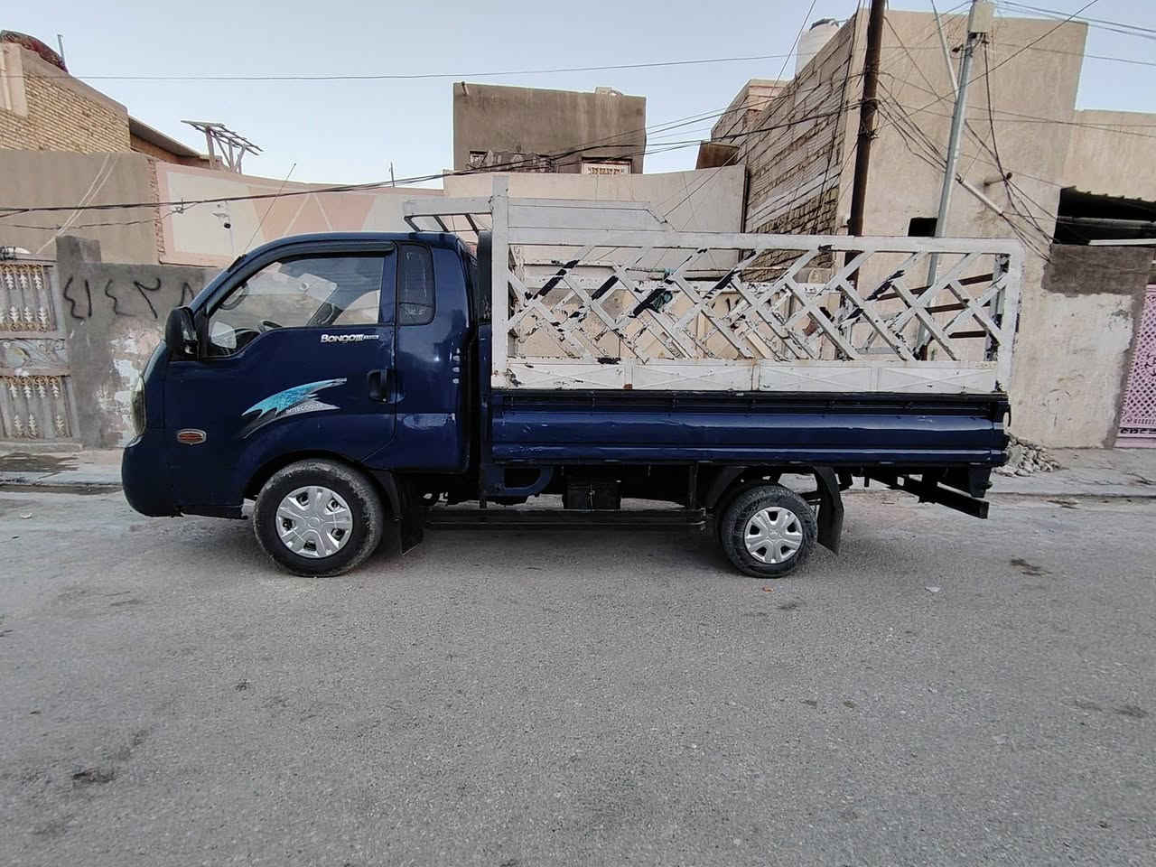 سلام عليكم
موديل 2007 محرك سوبر 3000 قبق ابيض
مكفول كير ومحرك وشاصي ورقم شاصي
رقم بغداد دولي باسمي
السعر 82وبيهه مجال قليل سياره جاهزه من كلشي
مكاني نجف ***********
